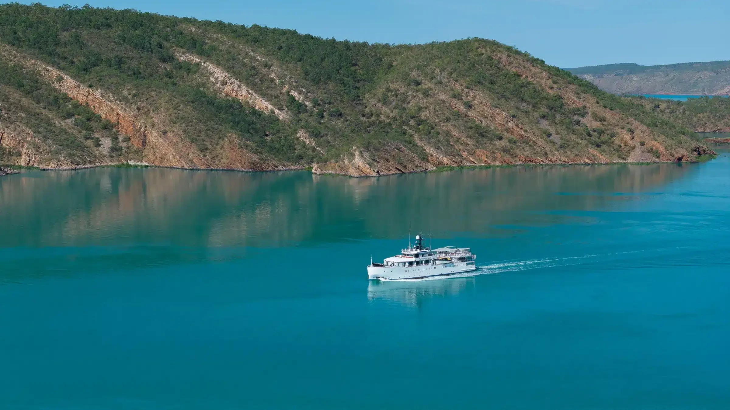 P_Pearl_20250828_3722